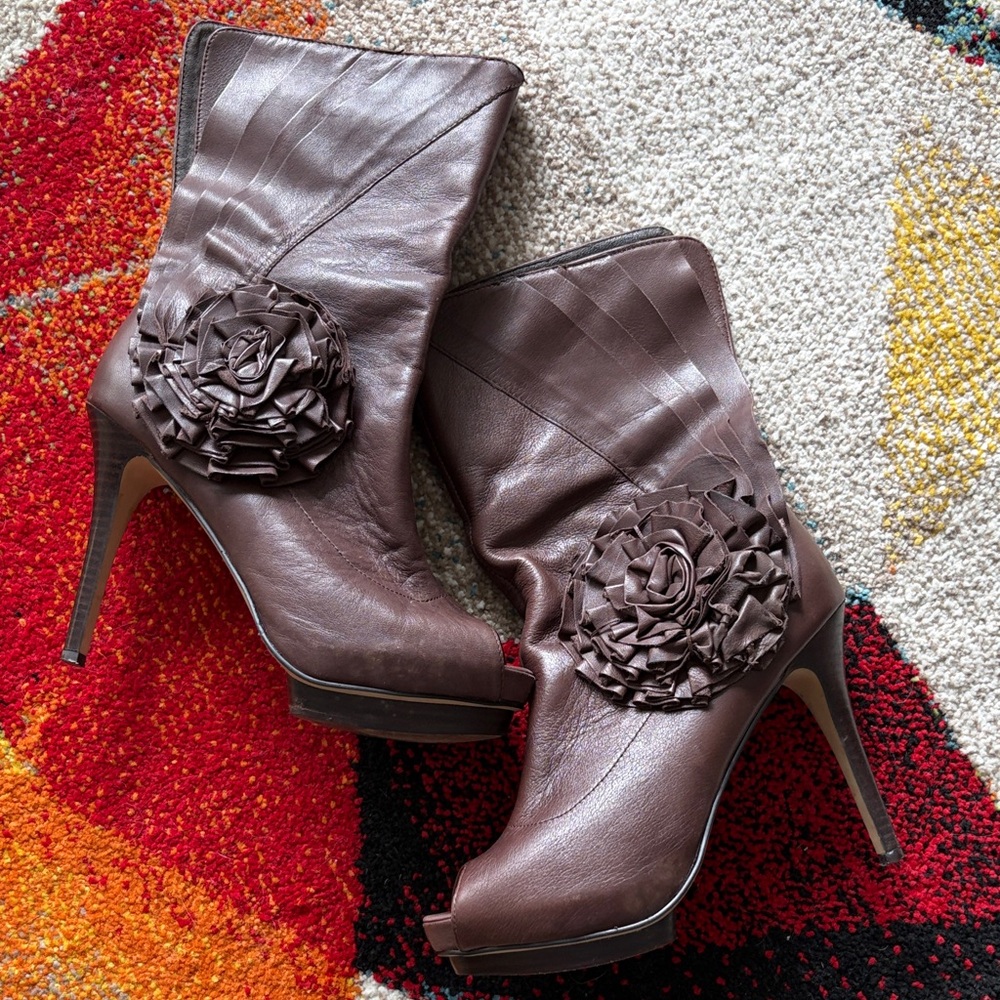 Stylish sex in the city Fashion forward Brown Heeled Boots with peep toe  boho